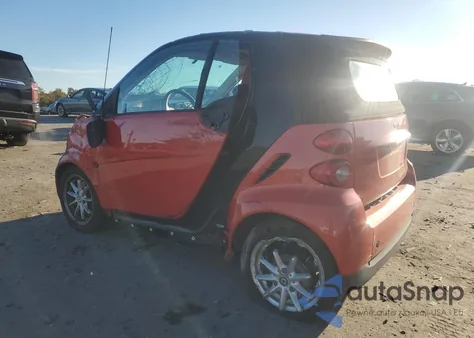 2008 Smart Fortwo Passion z USA, uszkodzony, nr VIN WMEEK31X58K129009
